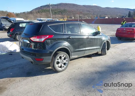 2015 Ford Escape Titanium из США, поврежденный, VIN 1FMCU9J9XFUB44610